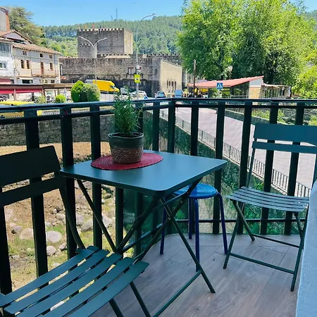 Mejores Vistas Al Castillo De Arenas - Terraza Al Rio Apartment